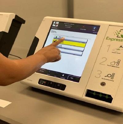 How To Use the New Voting Machines | MyLO